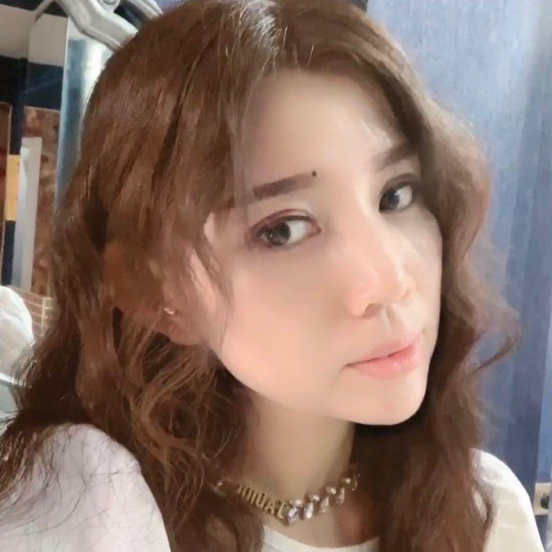 双艺廷廷姐