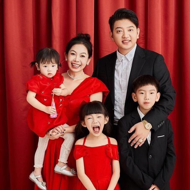 爱而乐焕享童颜美妆