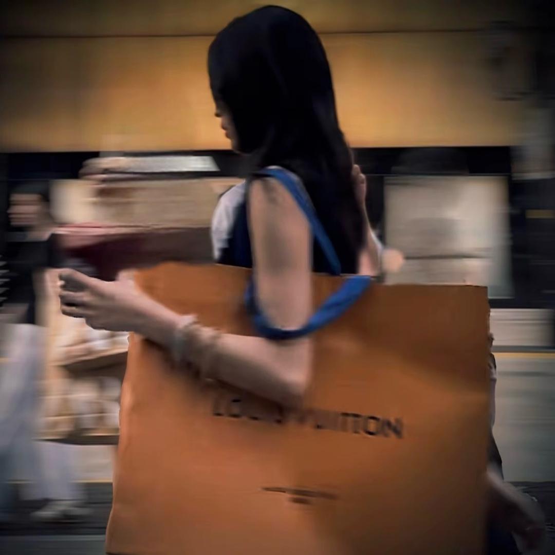 混世魔王女士😈