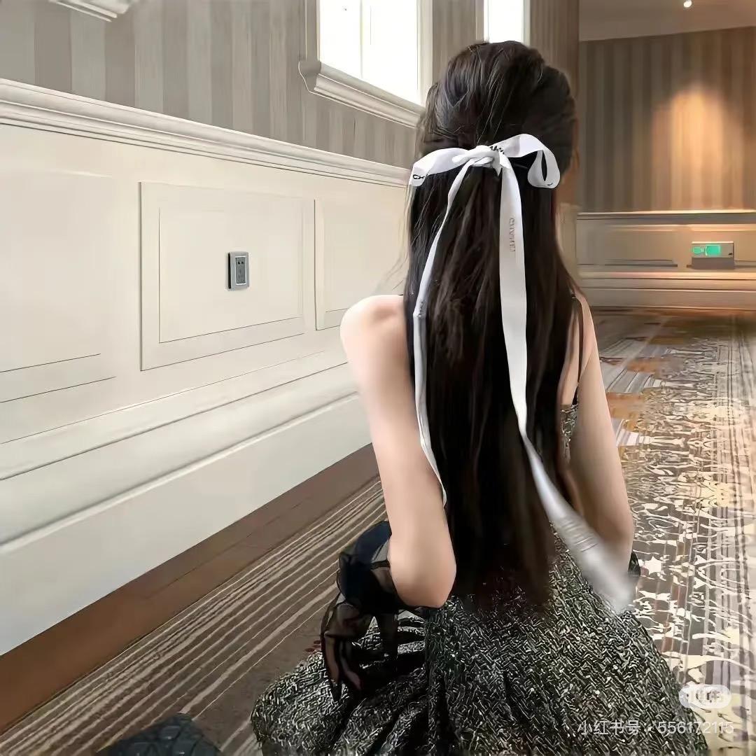 山春早纪.