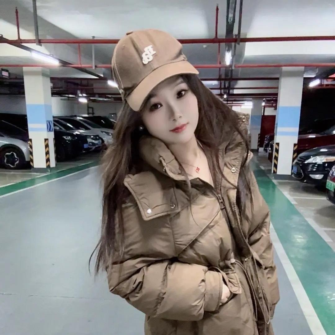 木子潮流羽绒服