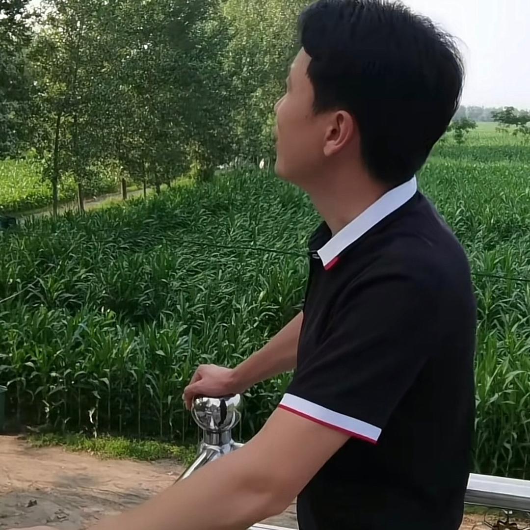 秀弟弟合拍。