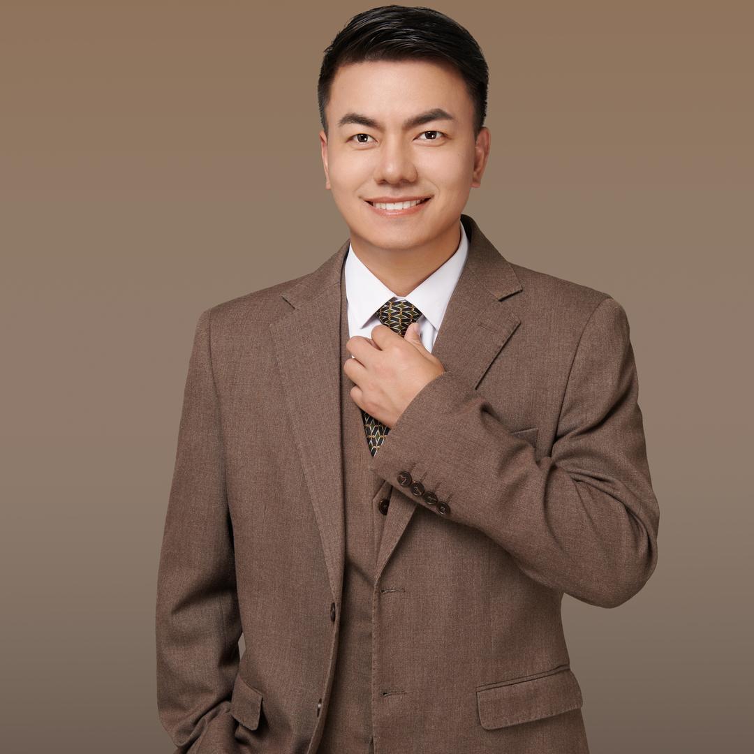 慕颜轻高定-杨俊鹏