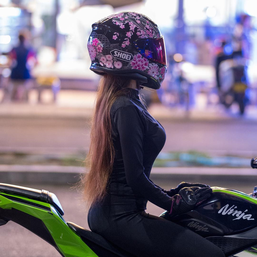 夏暴雨🏍️