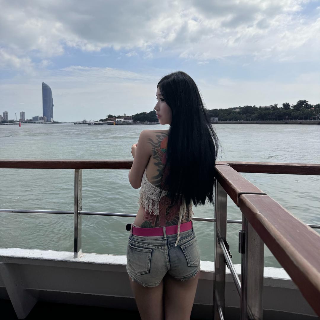 JiAyI💫