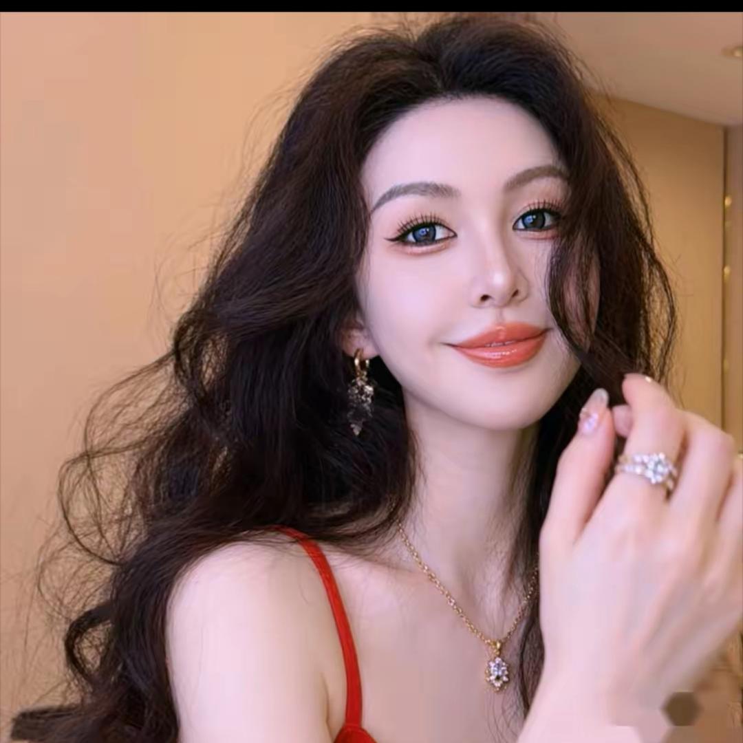 余潇潇👗轻奢高端女装