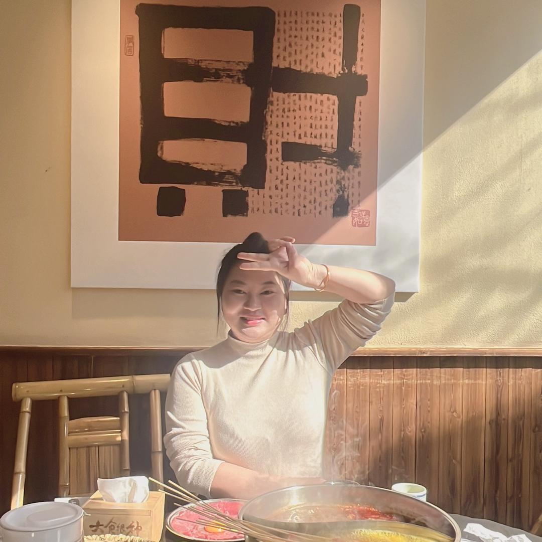 元元爱吃脆