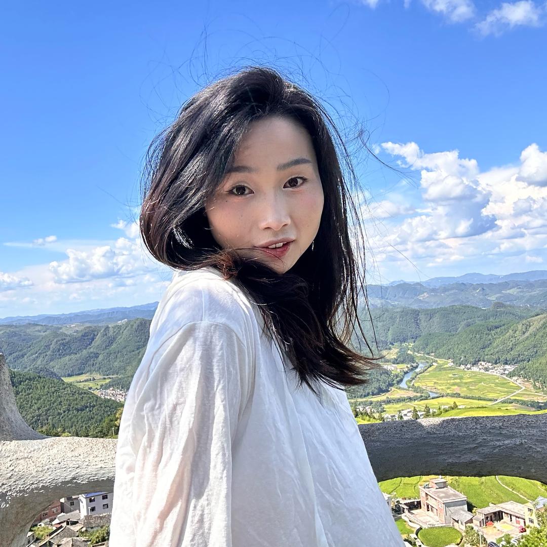蜡笔🖍️小玲