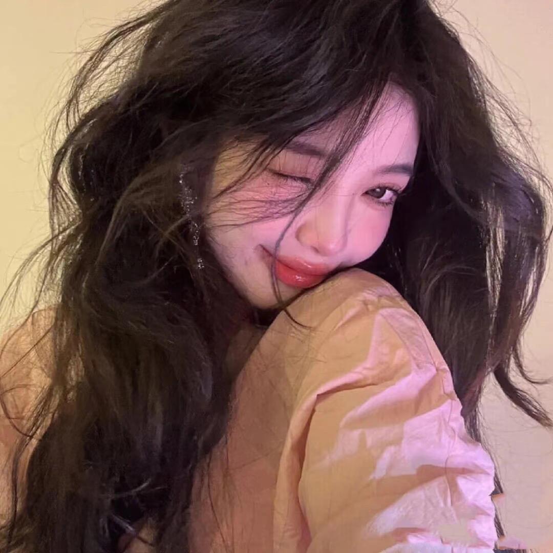 @🦋