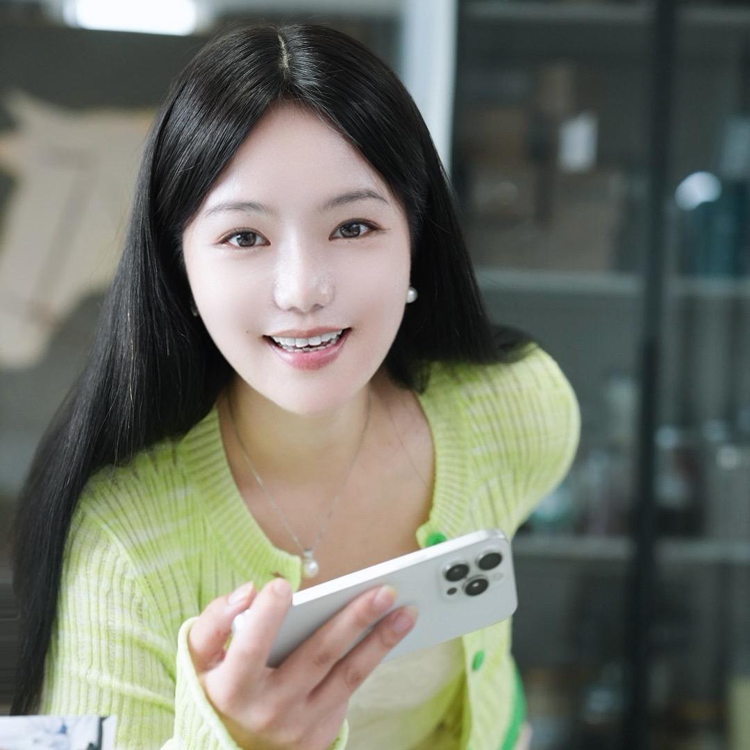 柏莱婷（春春大小姐）