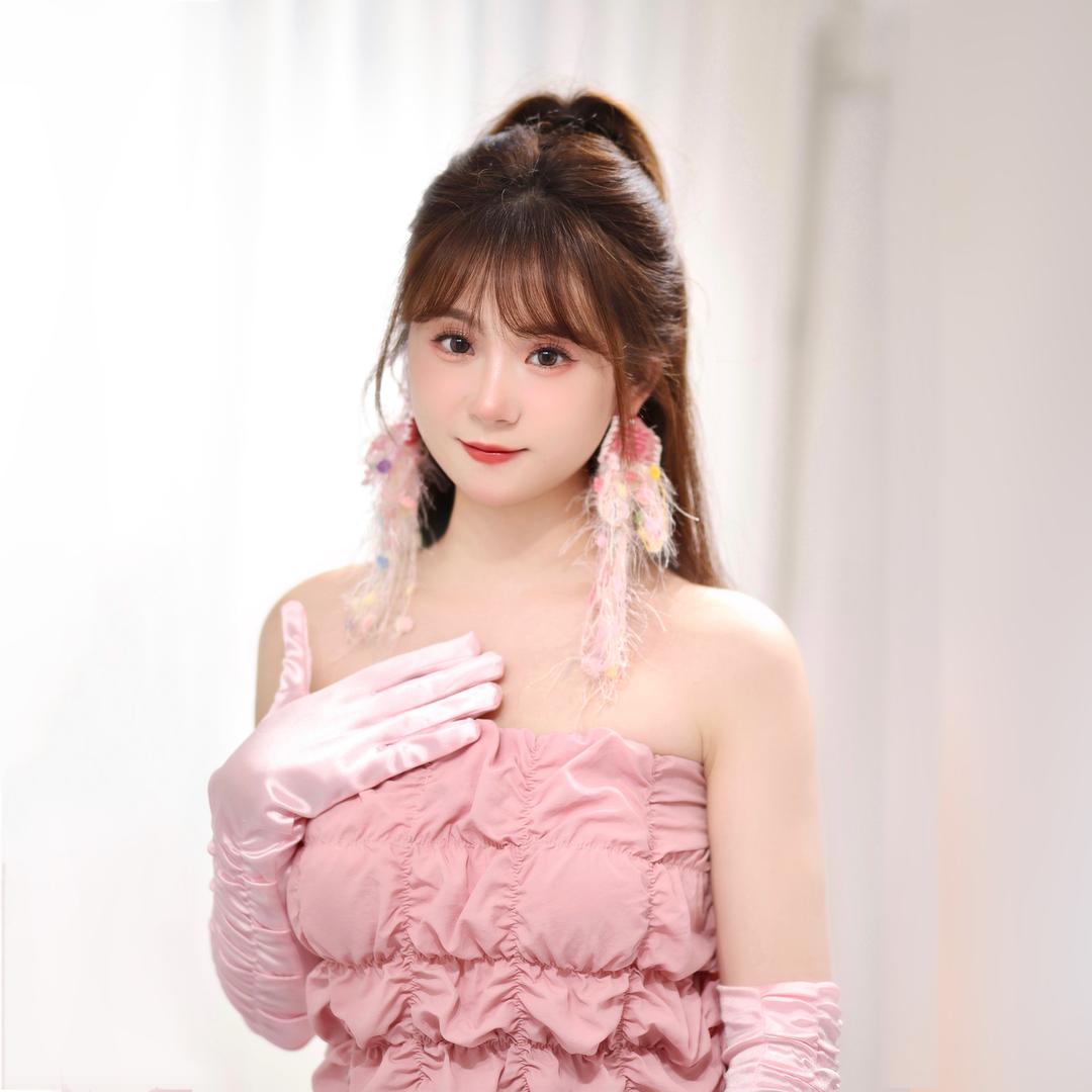 是草莓酱吖（带娃版）