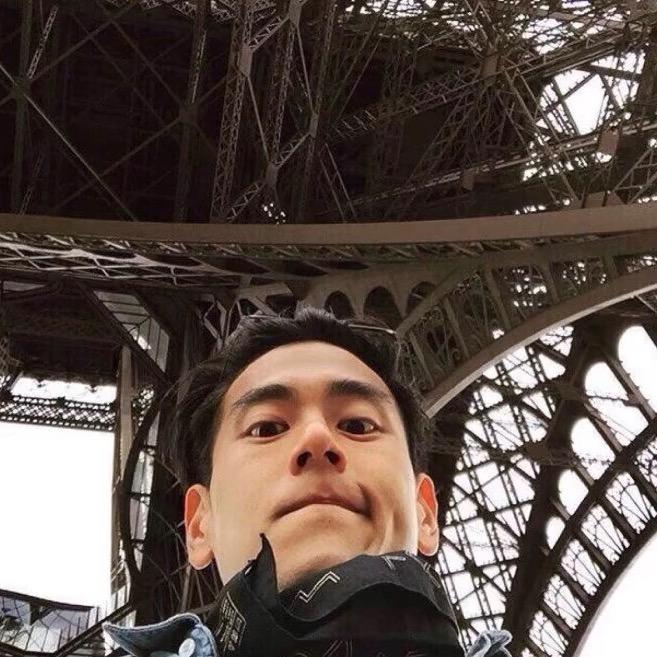 ￴￴ ￴￴ ￴￴ ￴ ￴ ￴