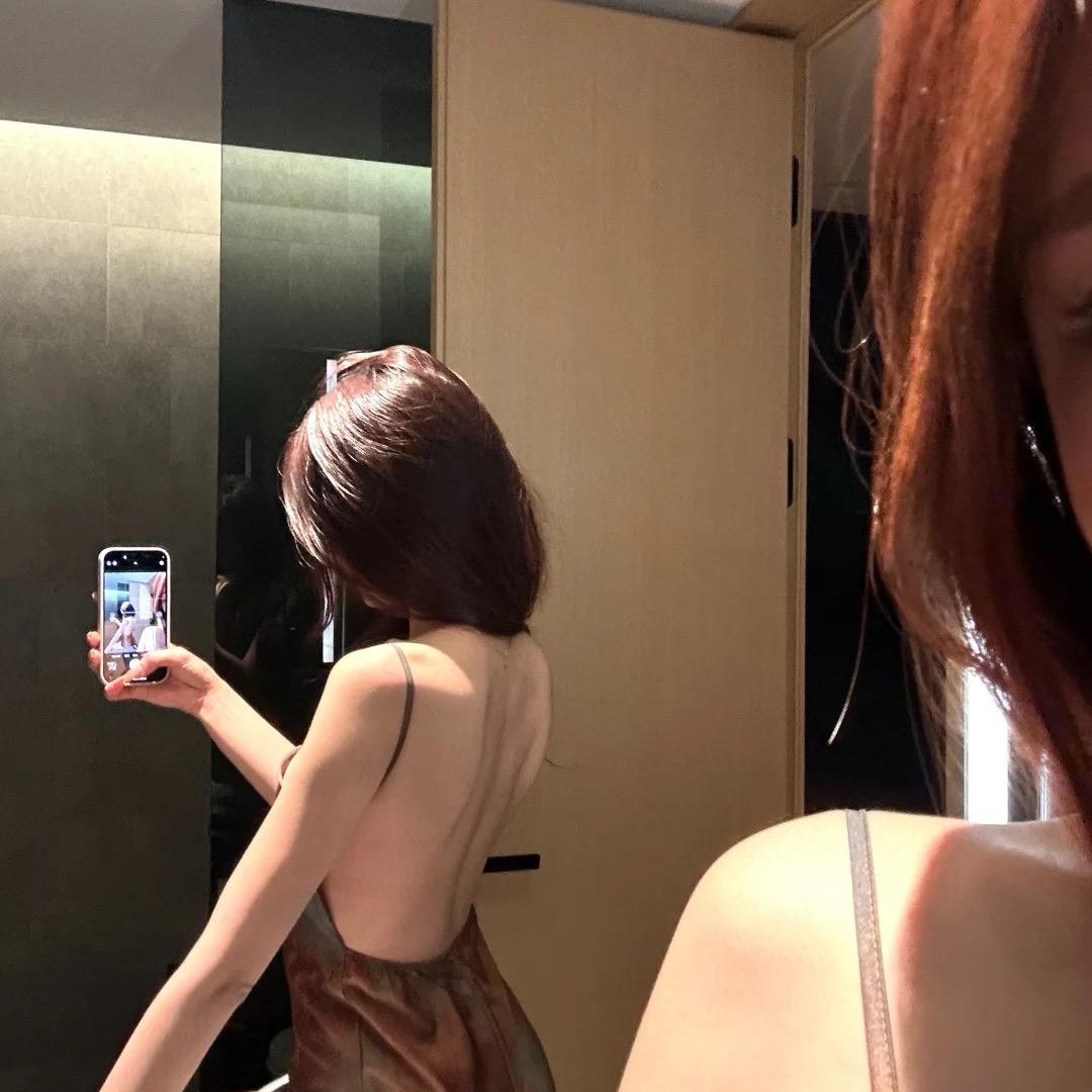 Cc。