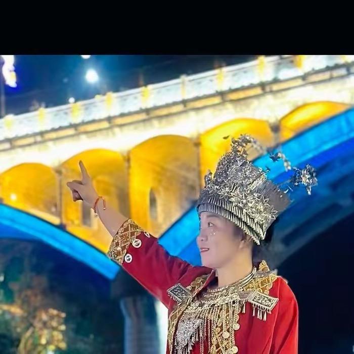 张二妹赶集收山货