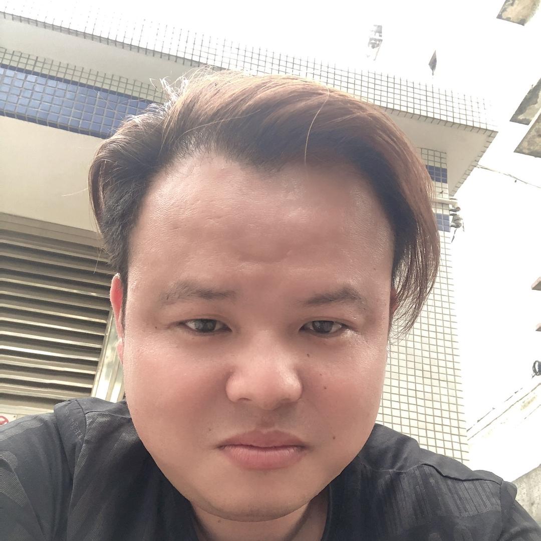 胖胖男