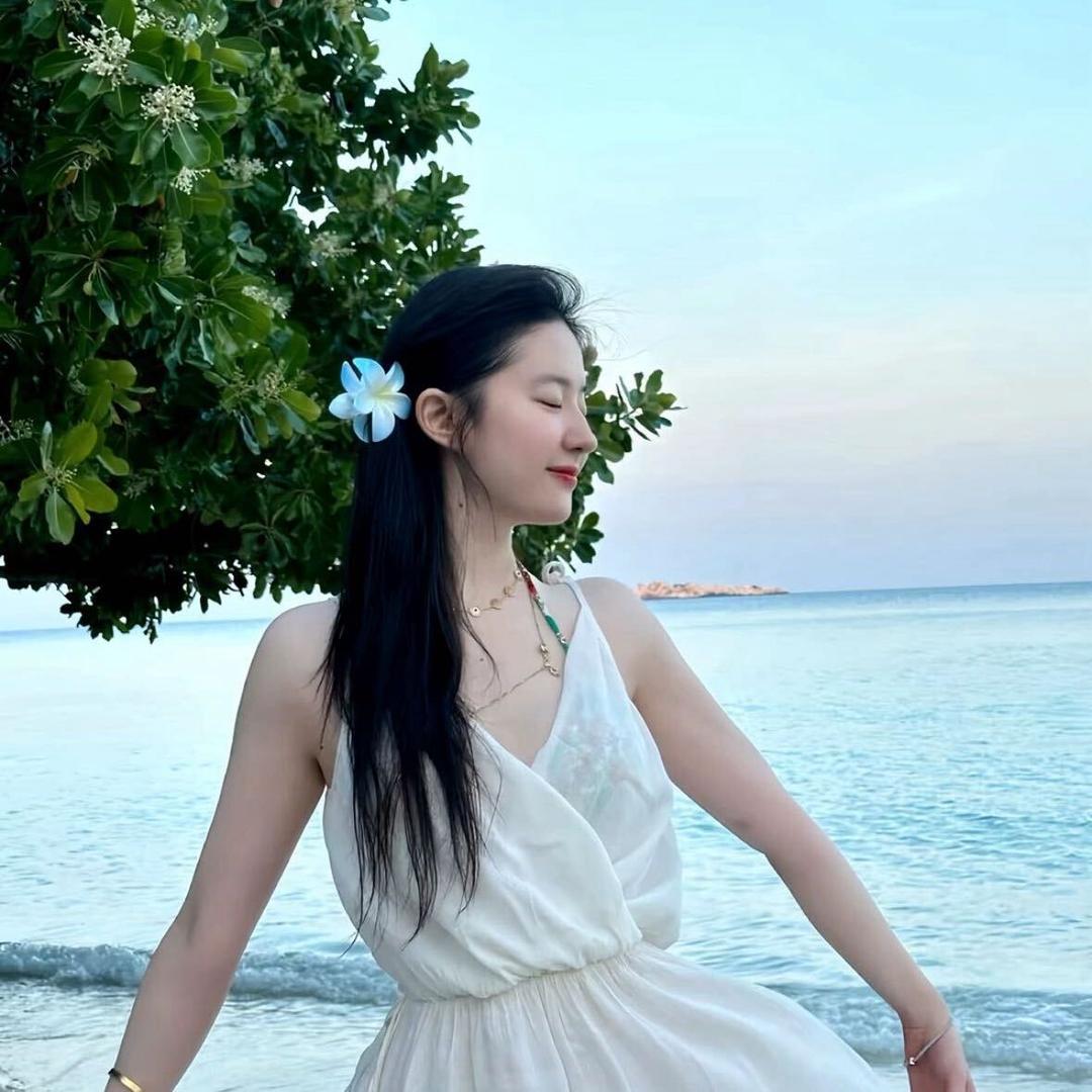 小y酱^
