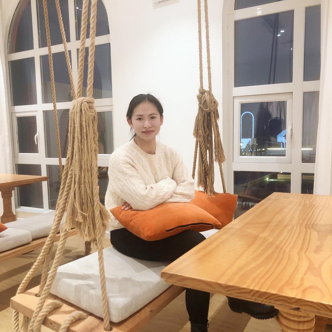 阿秋。