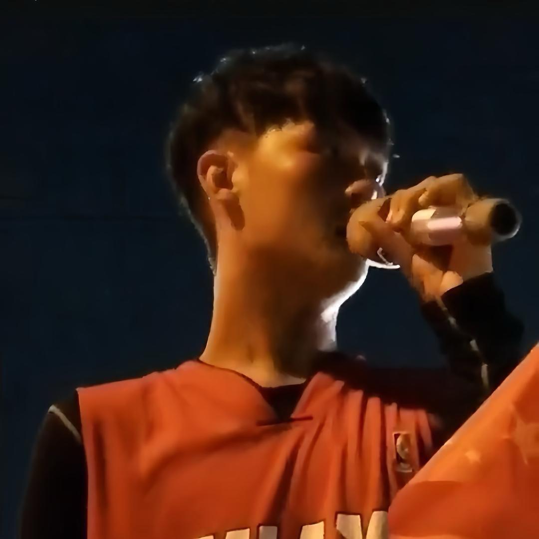 你的网恋男友.（350的哥）