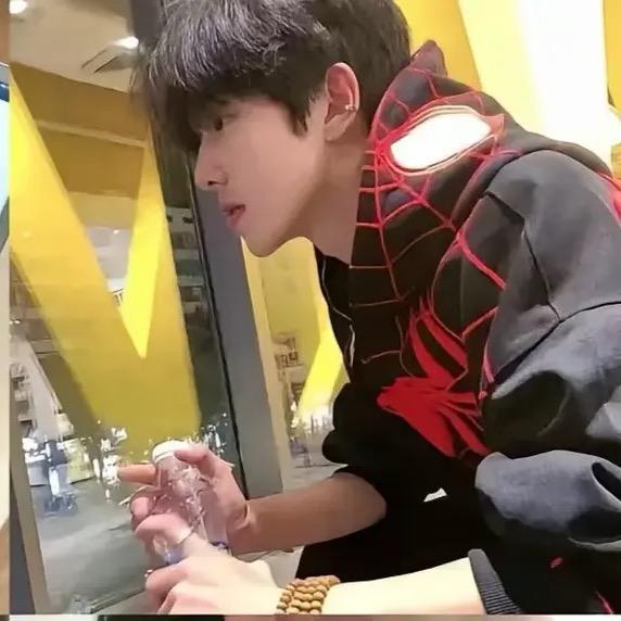 🔱小帅
