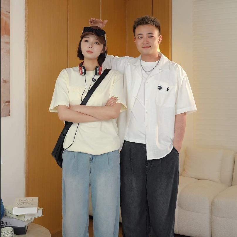 李李妹与猩猩哥万亿服装