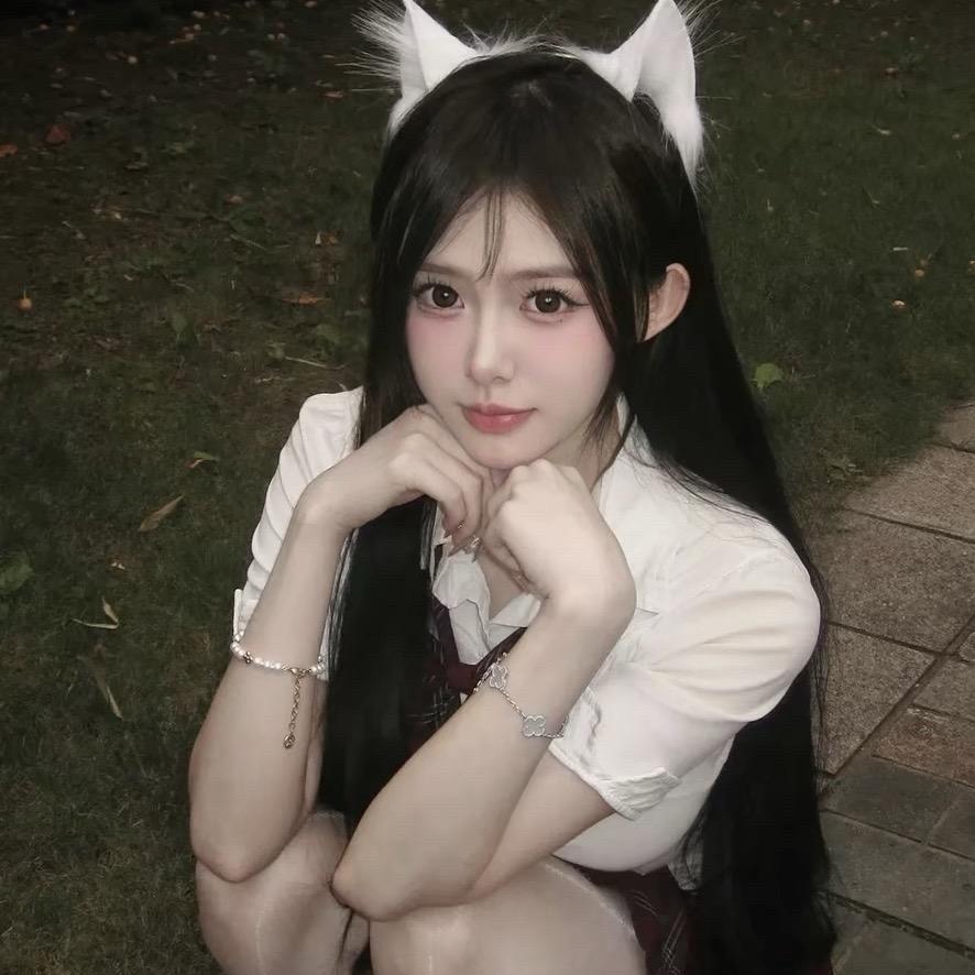 三三