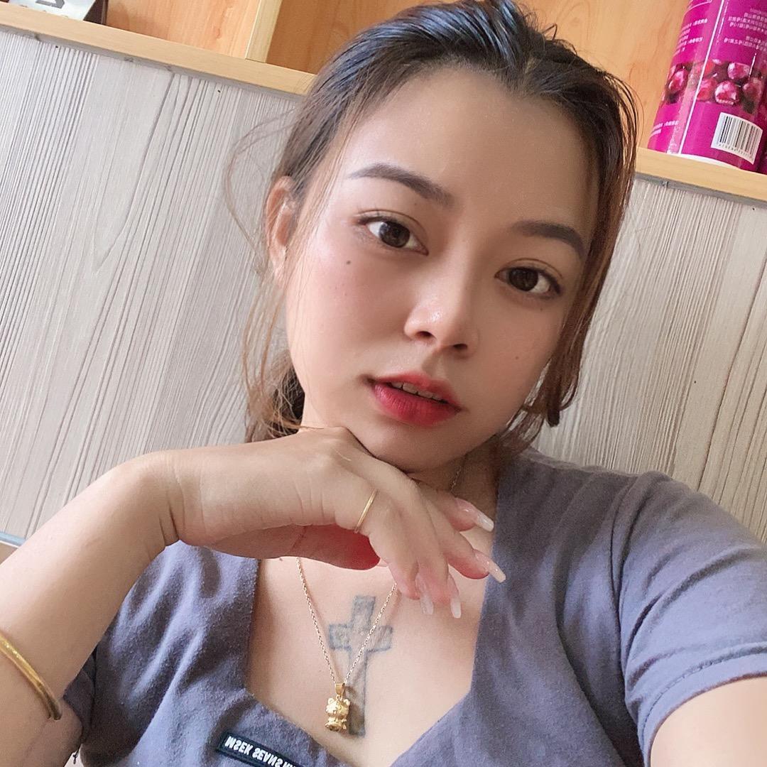 小妹在卖鱼🐟（创业中）