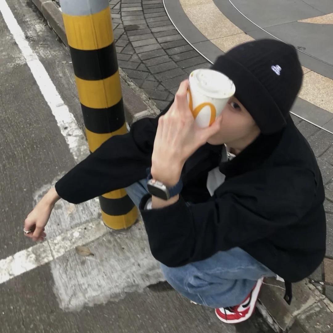 嗷呜！