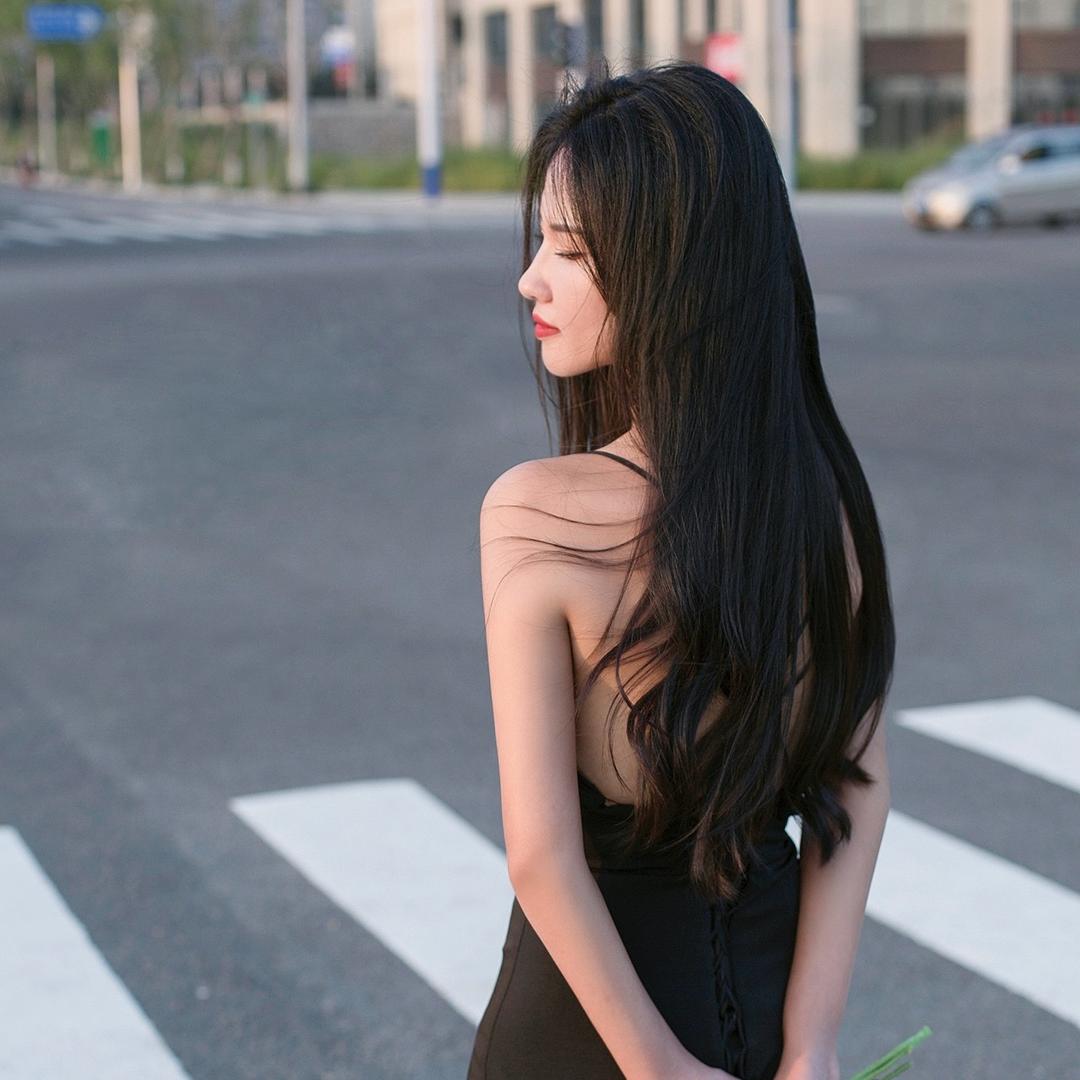 🌸 𝒵𝒽𝒶𝓃ℊ甜甜