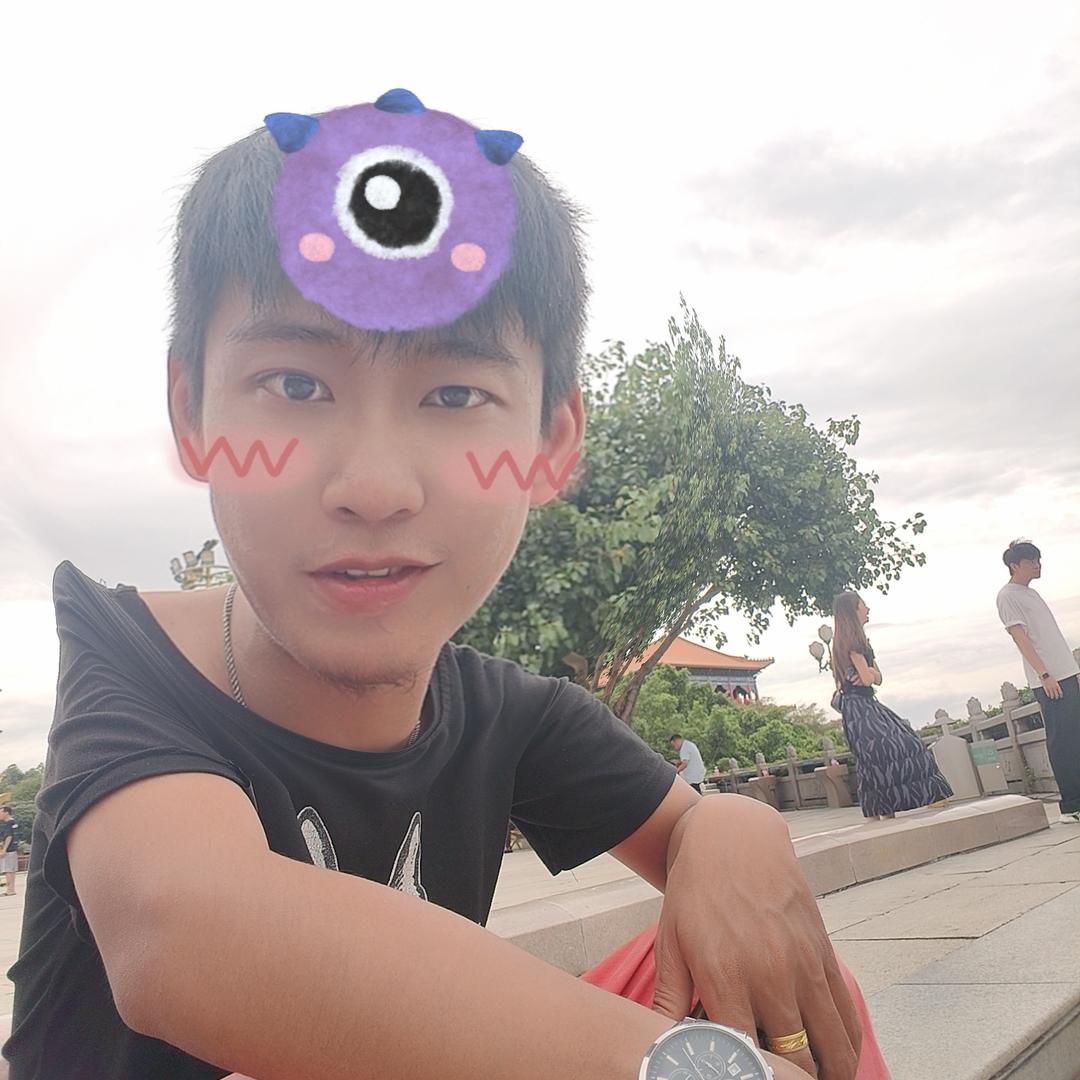 Ling丶