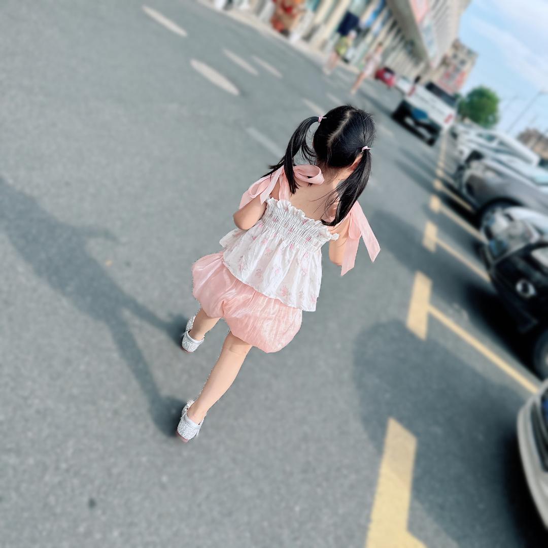 Lisa吖~