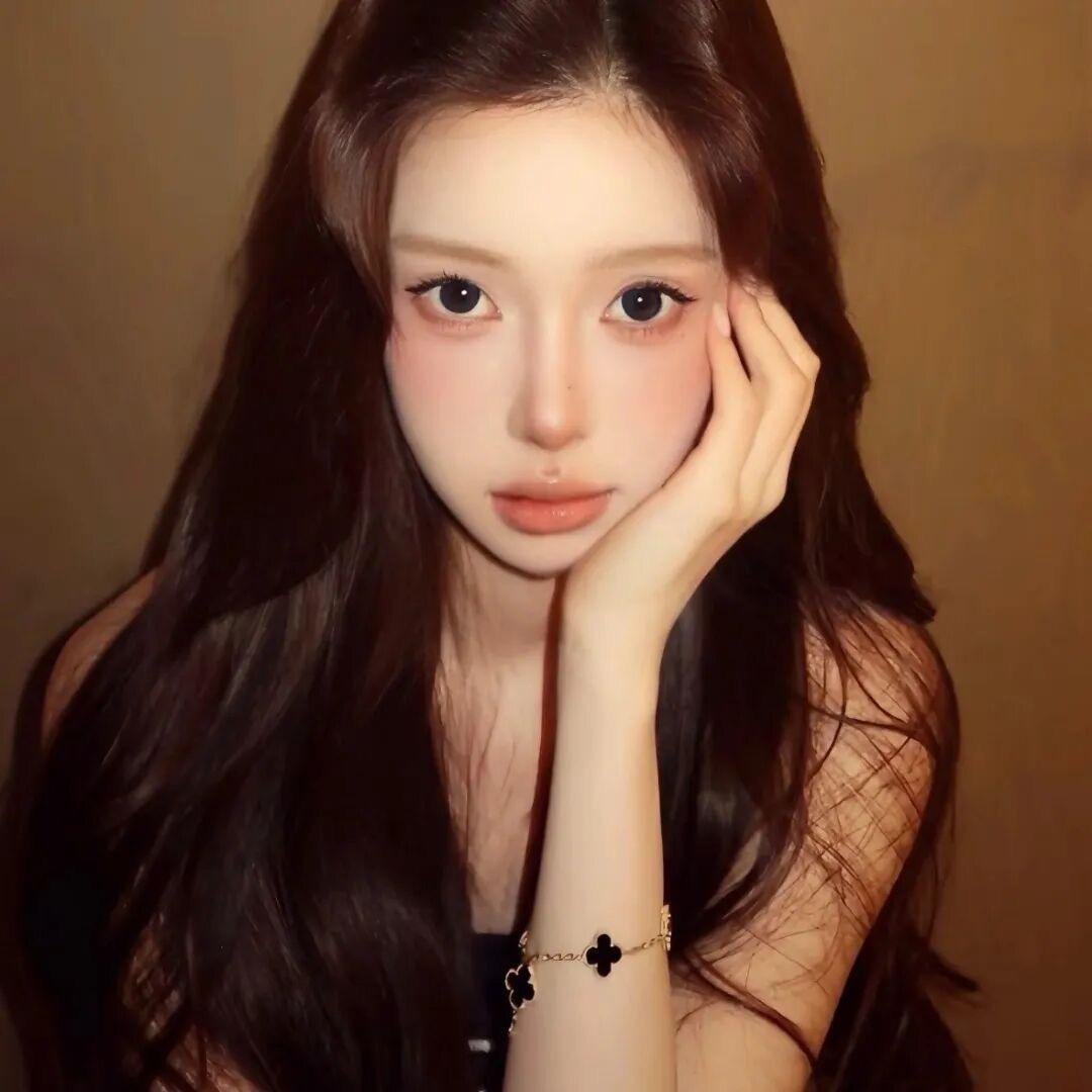 ㅤ︆ ㅤ︋︅︋