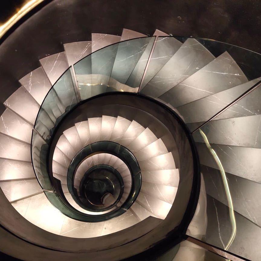旋转楼梯专业设计定制
