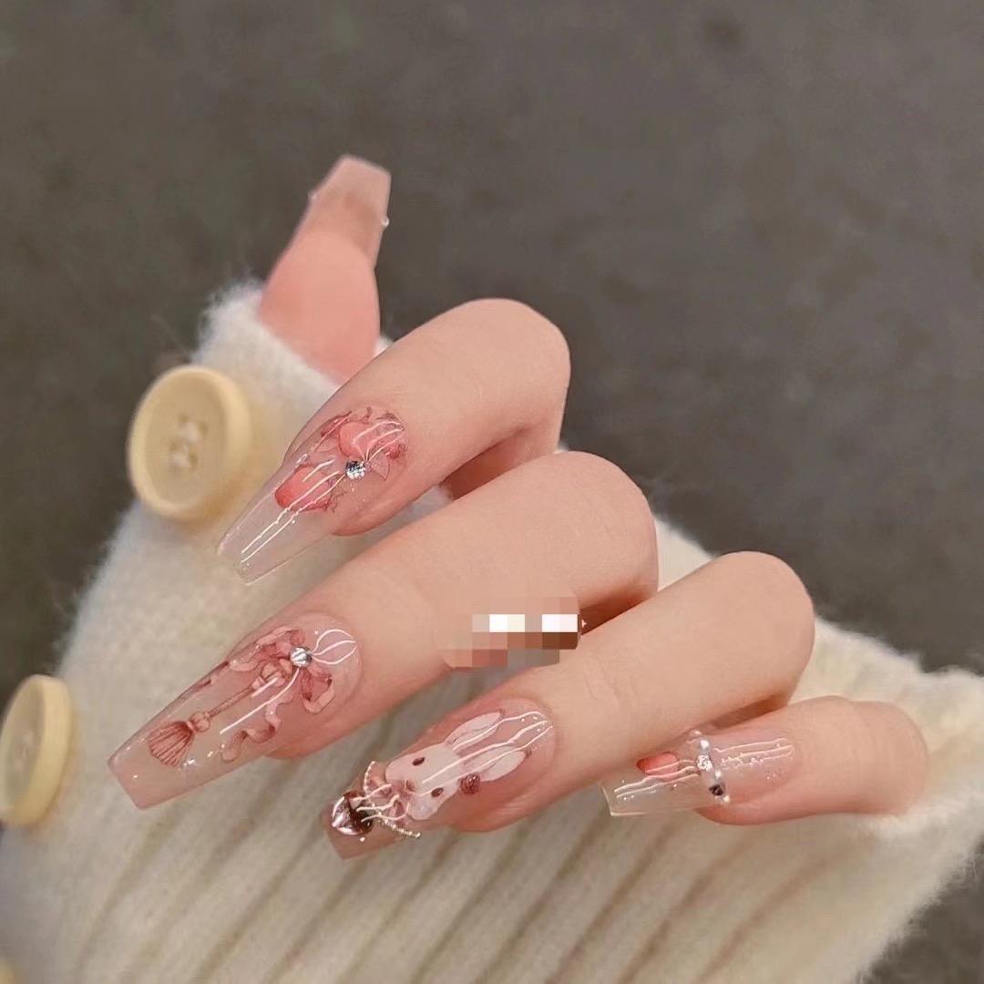 威海火炬高技术产业开发区秀儿美甲美睫工作室