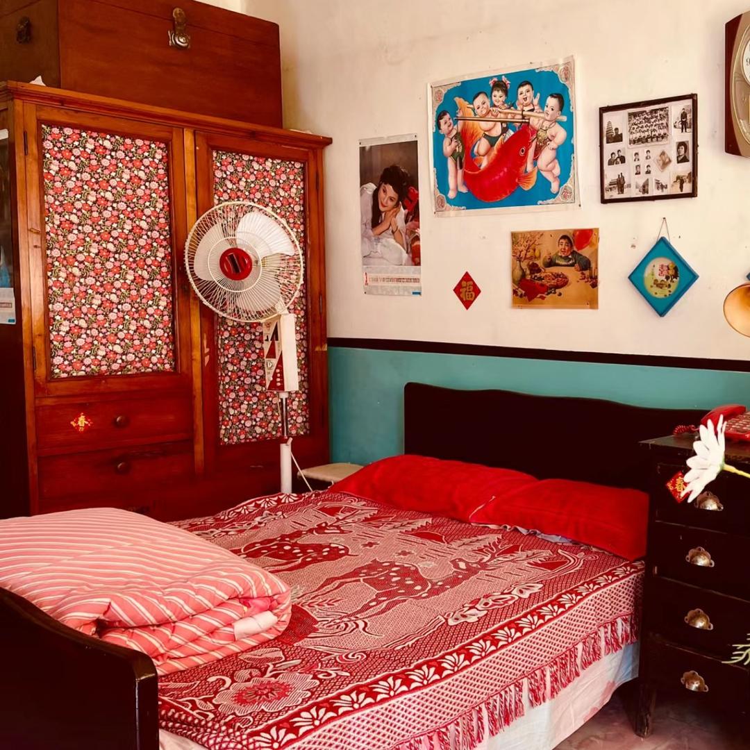 五月怀旧老床单