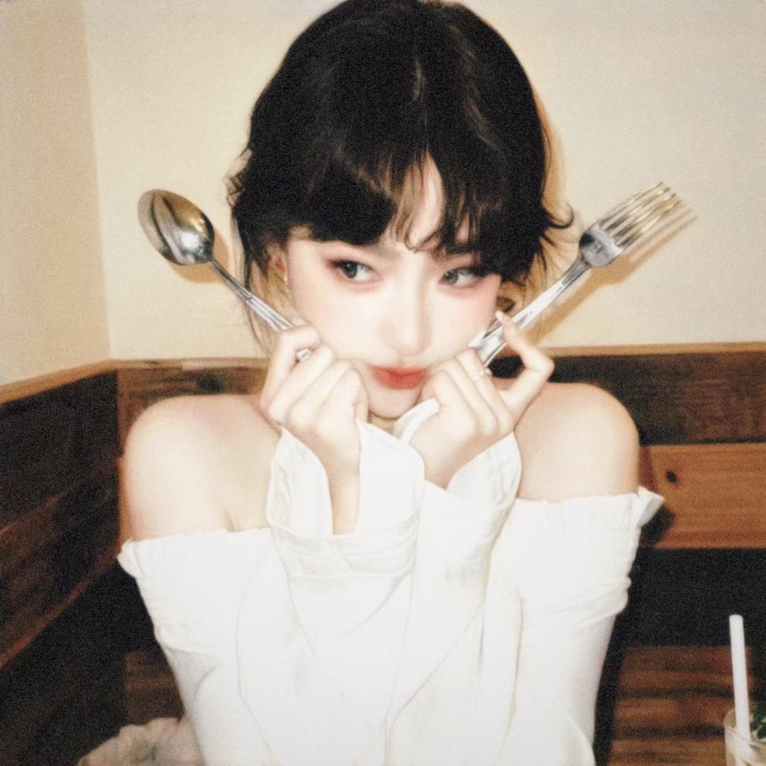 阳光彩虹小白Mua