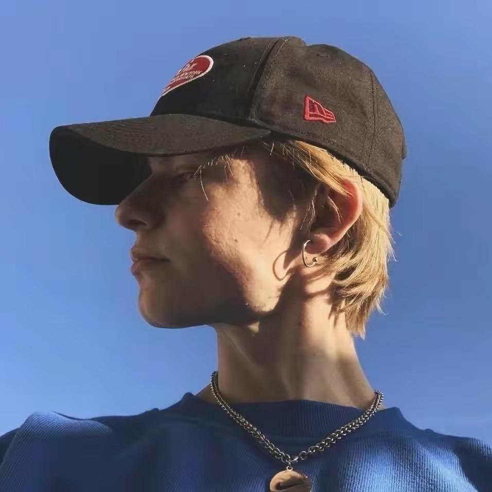 𝑺𝑲𝑼·𝑯