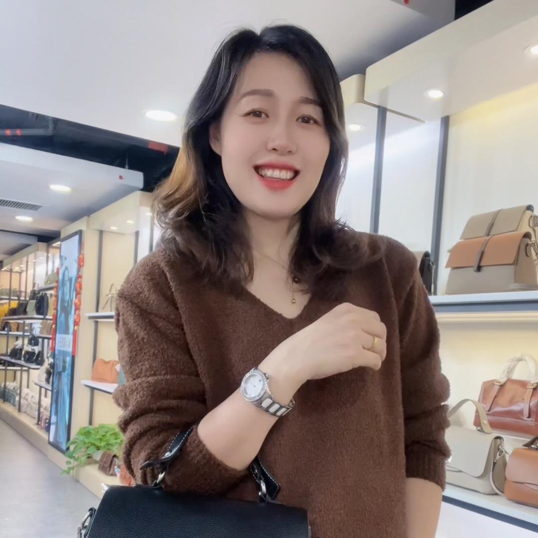 嘉利女包工厂店