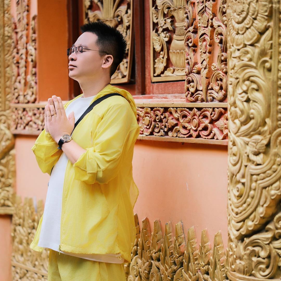 正义卡哥（招编导）