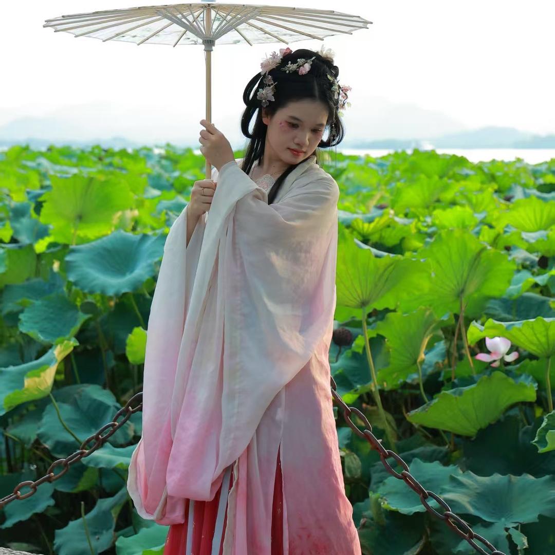 玲玲有李