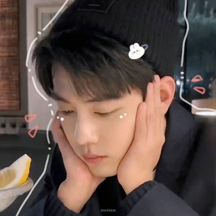 摘荔枝的猴子🐵