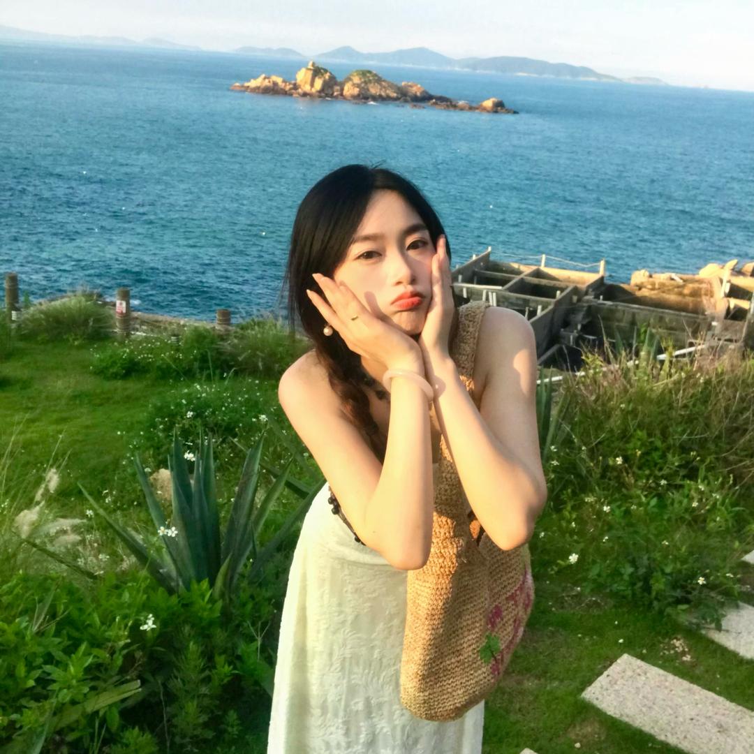 一颗莓樱心 🍒