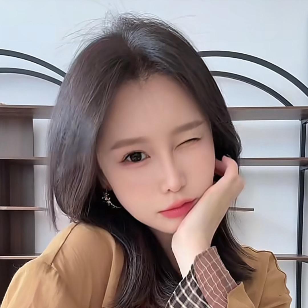 皮皮吖直播日常穿搭