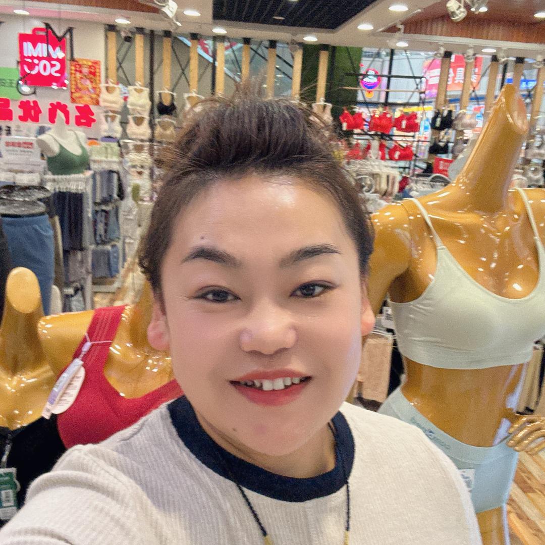 玉姿一族·名尚优品(萝北县店)官方号