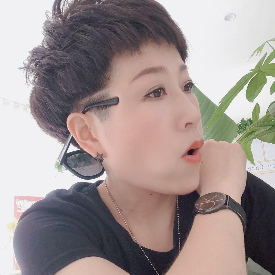 萧肖