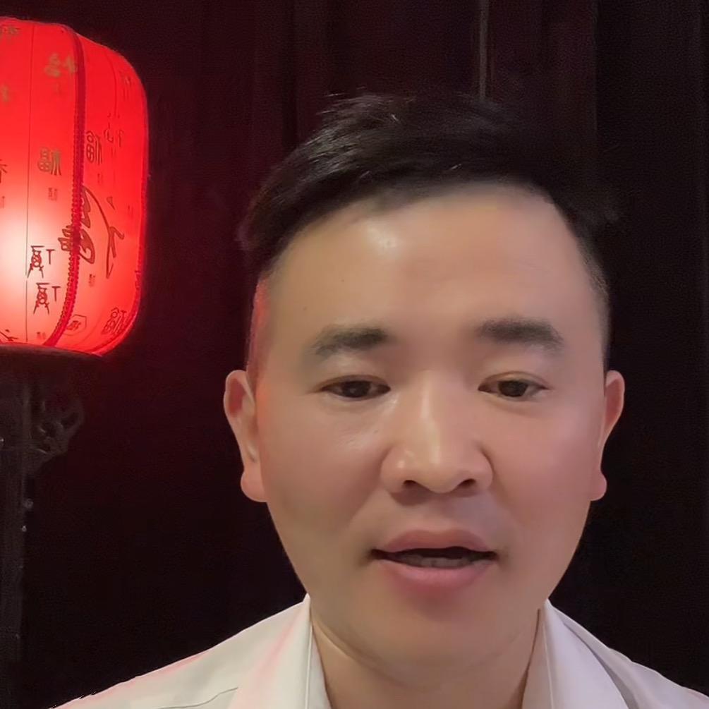 老李爱聊天