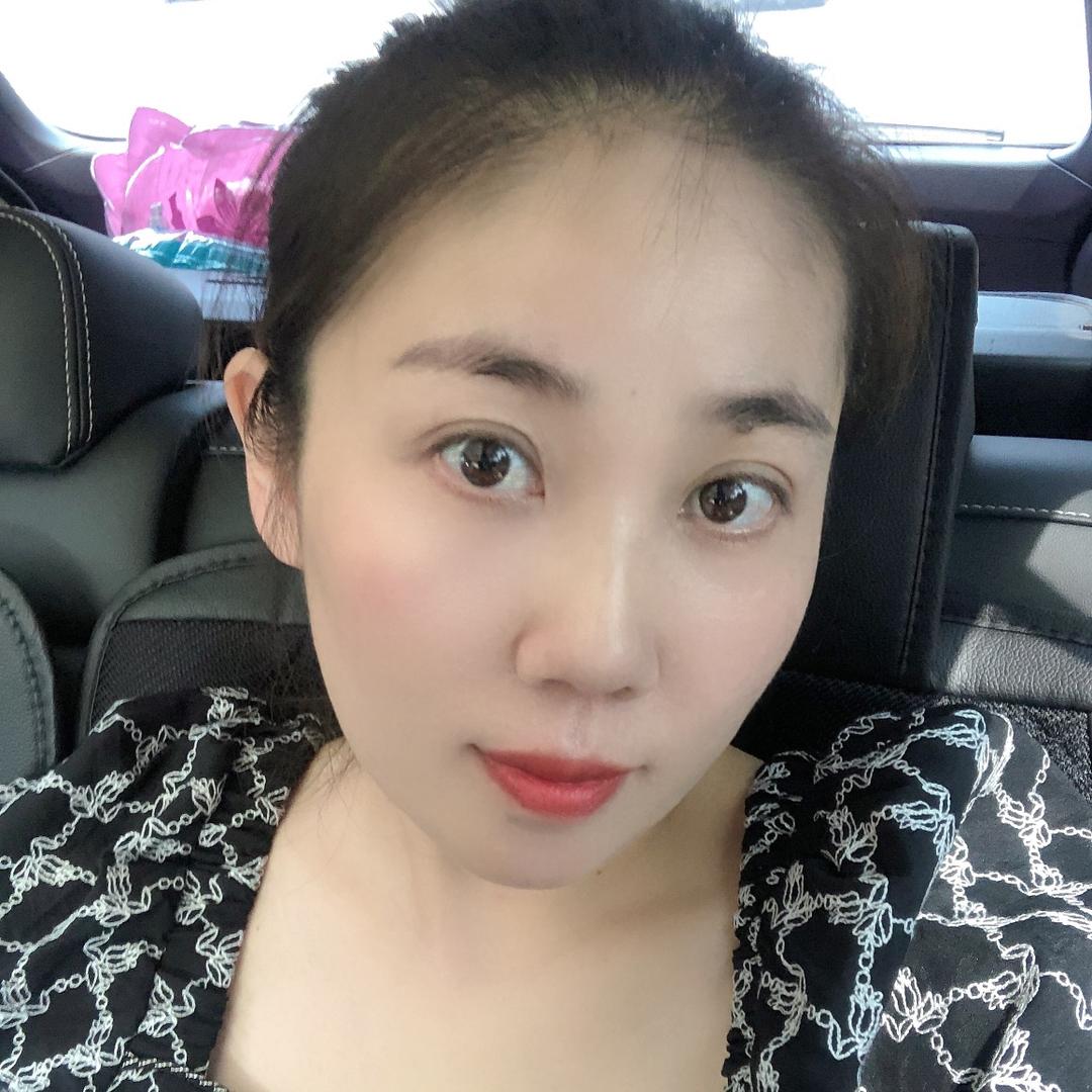 杨红