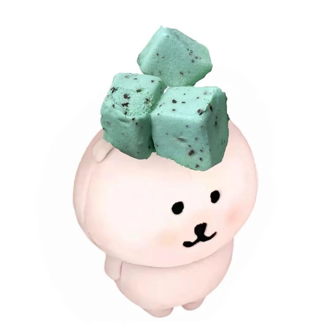 是只小蚂蚁