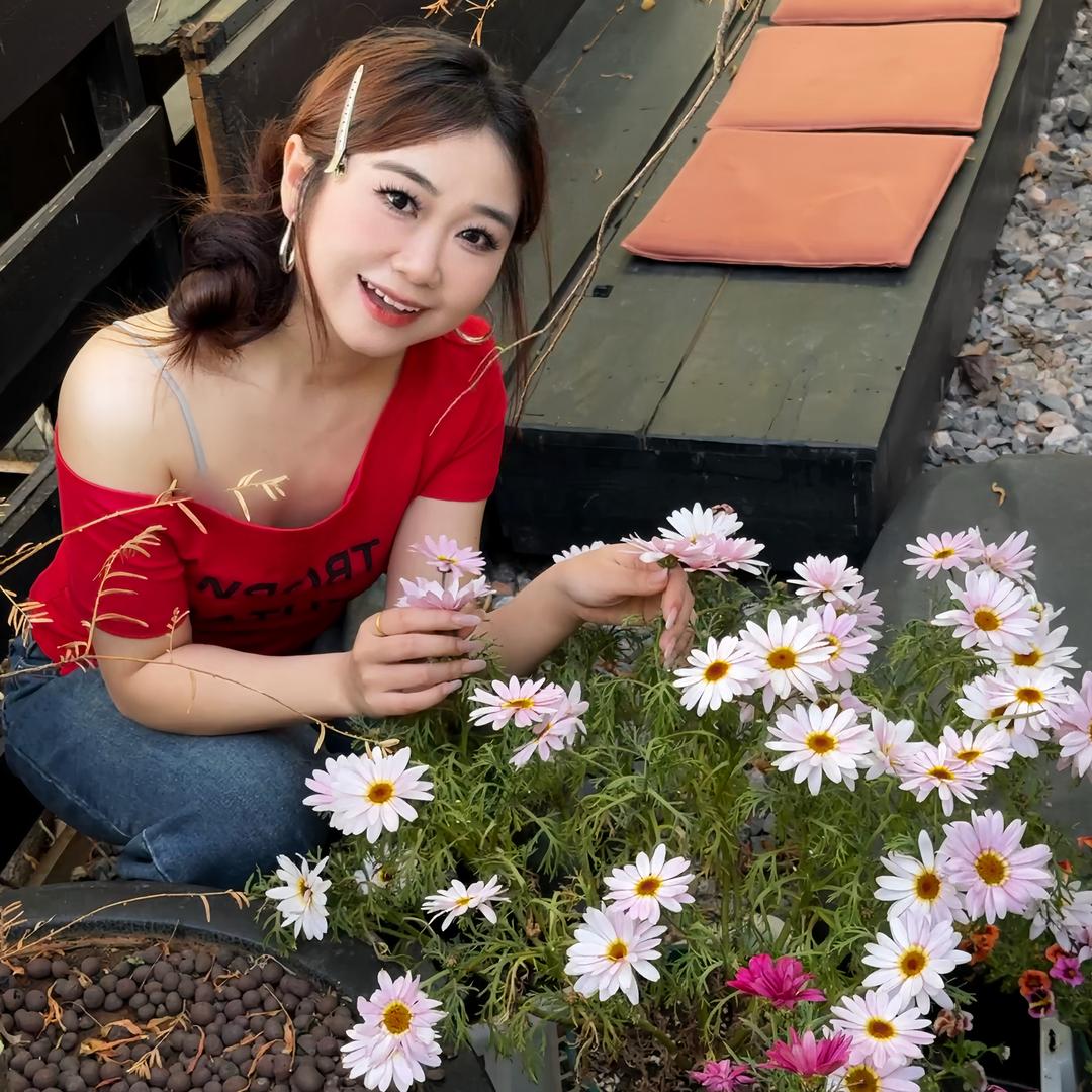 小美逛吃兴义