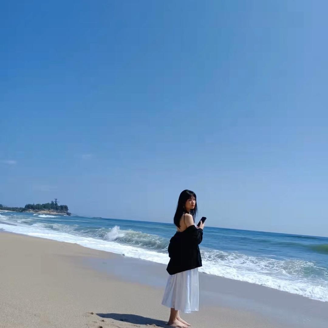 🍀🍀爱吃肉的美女