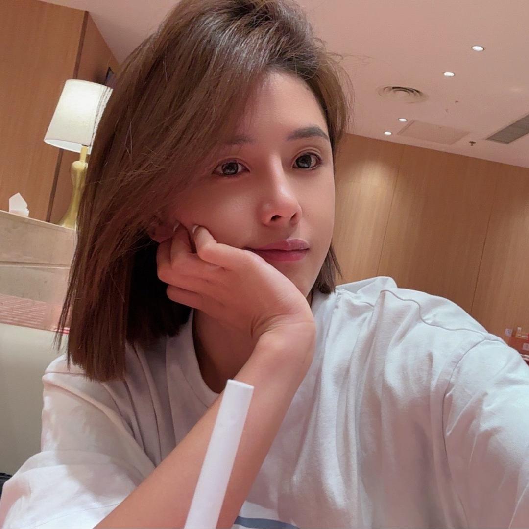 蜜桃娜娜🍑